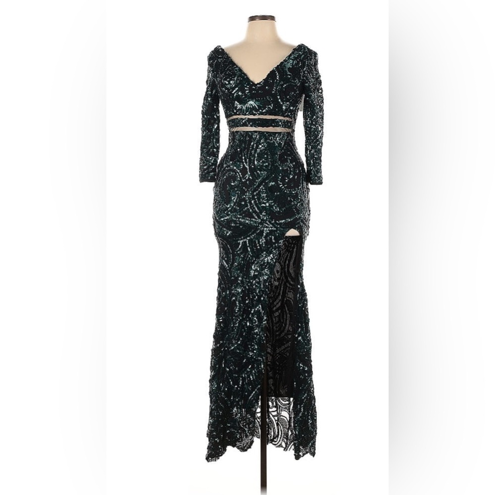 Kalinnu Maxi Emerald Green Sequin Dress NWT